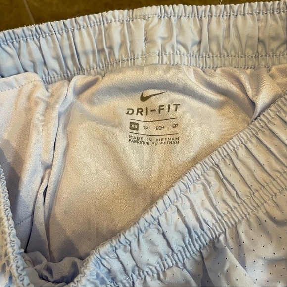 BB: Nike Dri Fit Running Shorts Light Periwinkle Sz XS - Picture 4 of 9